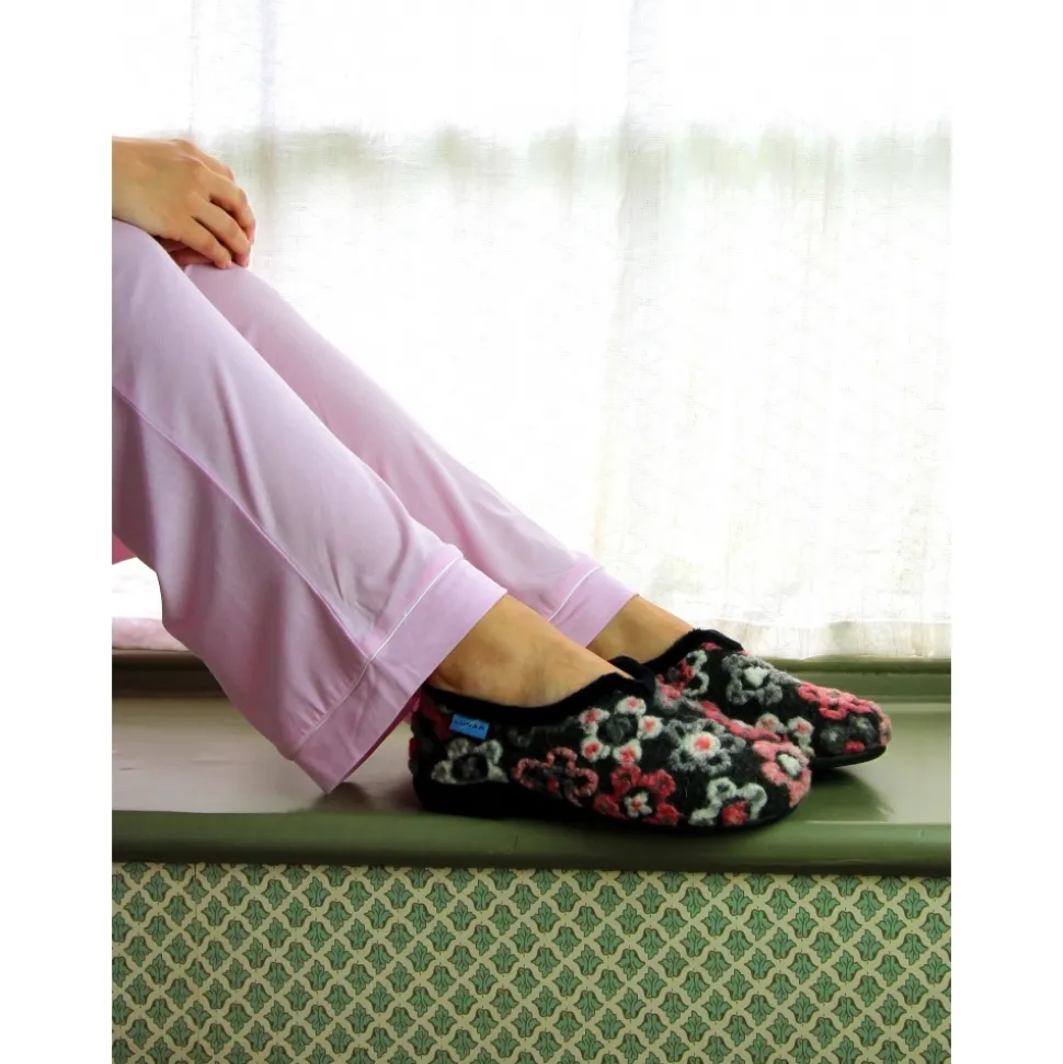 Lunar Shoes Hausschuh*Hippie-Slipper Mit Schwarzen Blumen