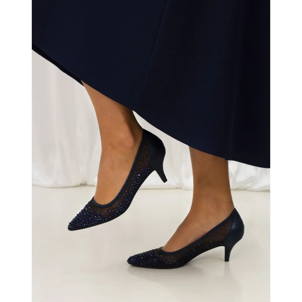 Lunar Shoes Schuhe Und Dazu Passende Taschen | Pumps*Marineblauer Kitten Heel „Alisha“ Mit Schmucksteinen