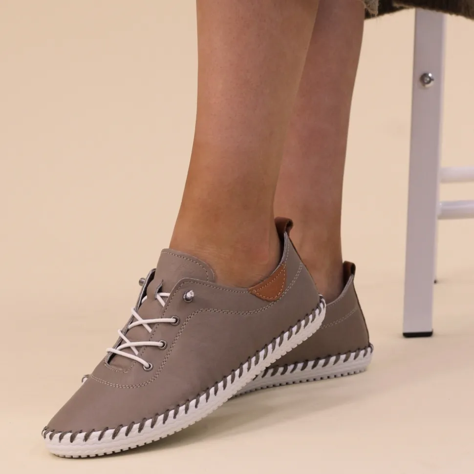 Lunar Shoes Sportschuhe | Halbschuhe*St. Ives Plimsoll aus taupefarbenem Leder